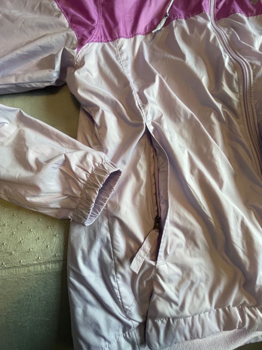 Columbia Women's Lilac & Pink Hooded Lined Windbreaker Jacket size M - Picture 8 of 11